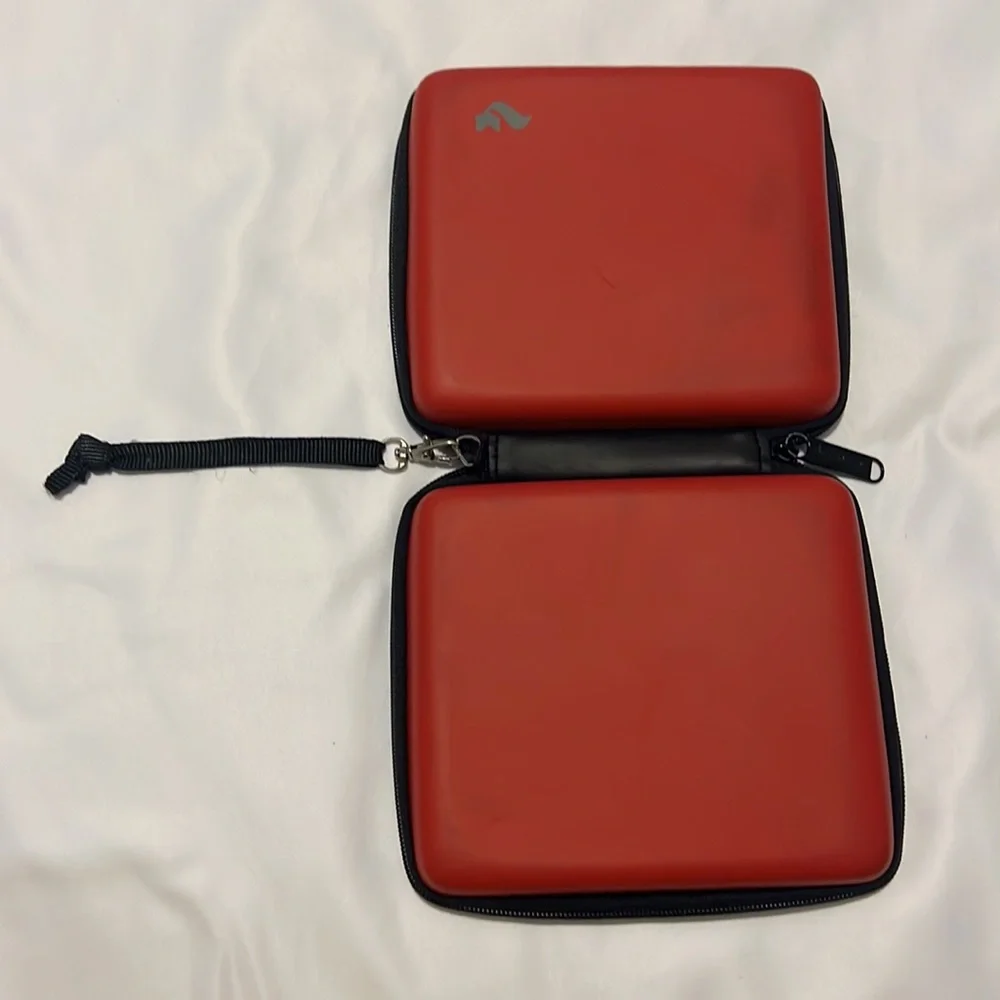 ✨HOST PICK ✨ ELECTRONICS HARD STORAGE CASE - Picture 6 of 9